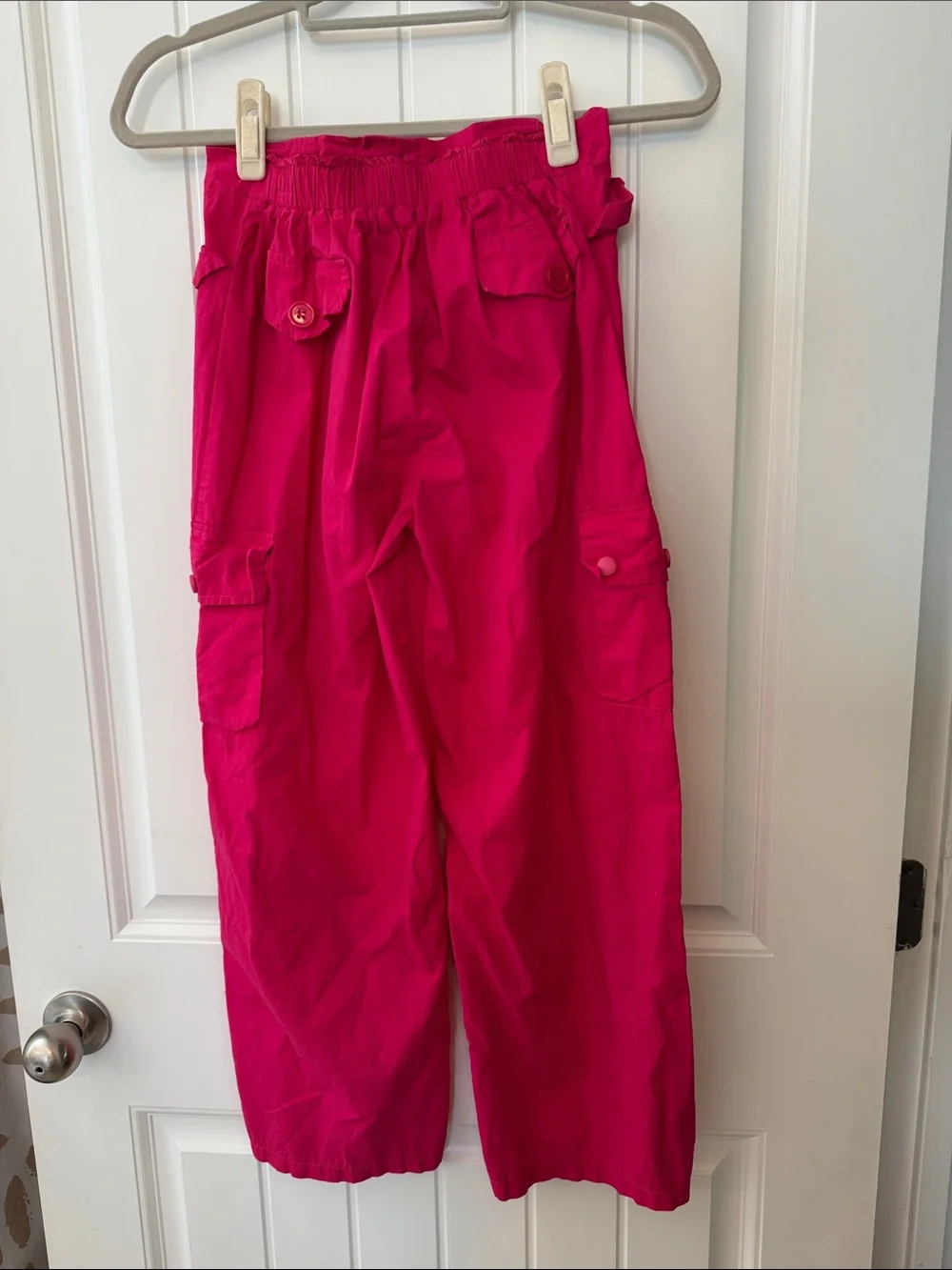Wide-Leg Cargo Pants in Bright Pink